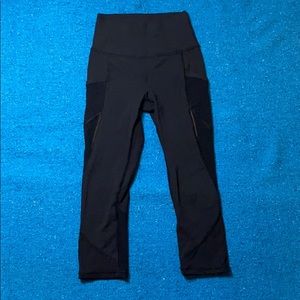 Lululemon Cropped Mesh Running Pants